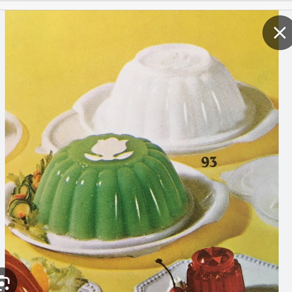 Tupperware Jello mold